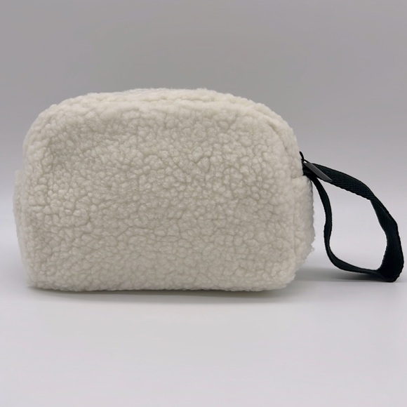 Kate Spade Sherpa Pouch Wristlet Clutch - Picture 2 of 15